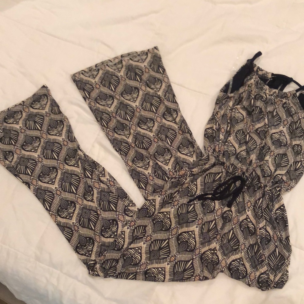 NWT size small print jumpsuit. MMAO